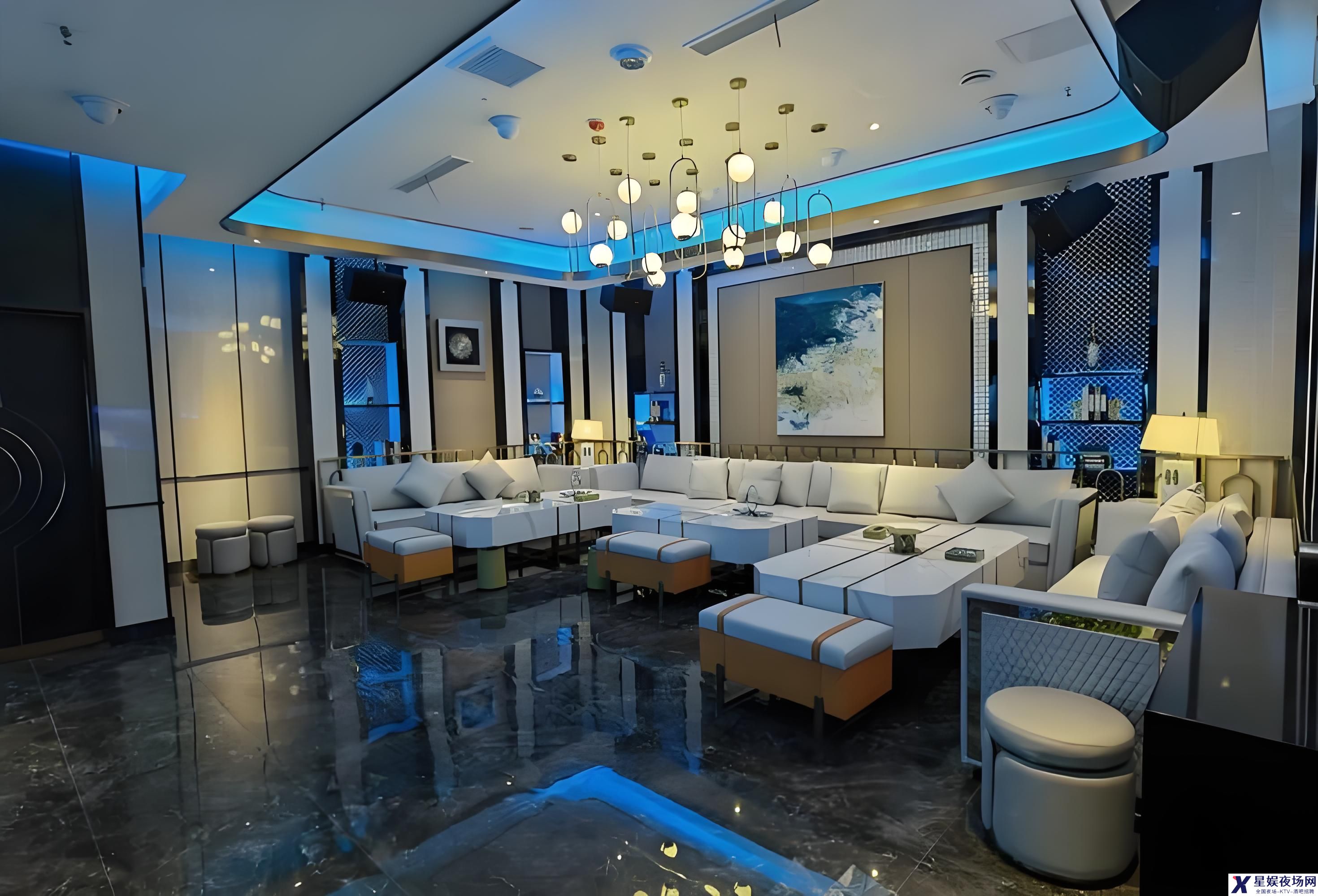 广州夜总会高薪招聘：2000小费等你来